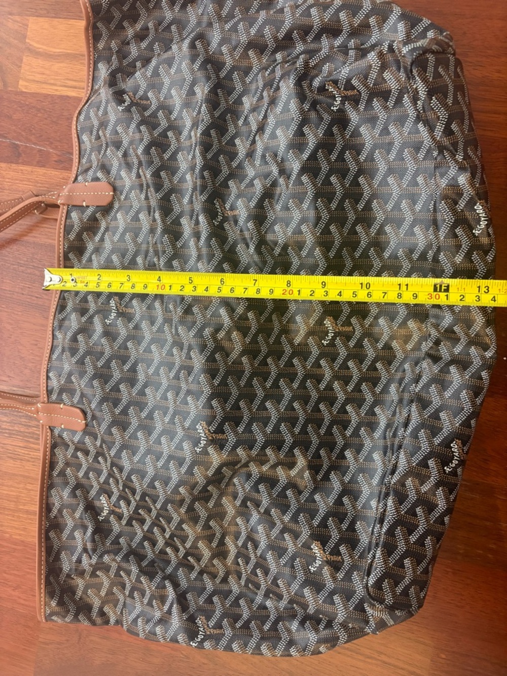 Goyard Saint Louis GM Tote Bag - Picture 8 of 8